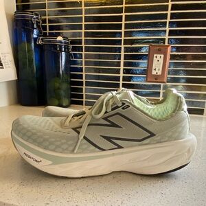 New Balance Women's Fresh Foam Running Shoes - Light Green